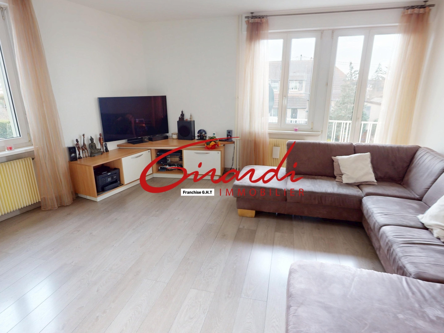 WITTENHEIM, APPARTEMENT 1ER ETAGE, F5, 135M2, 2 GARAGES ET