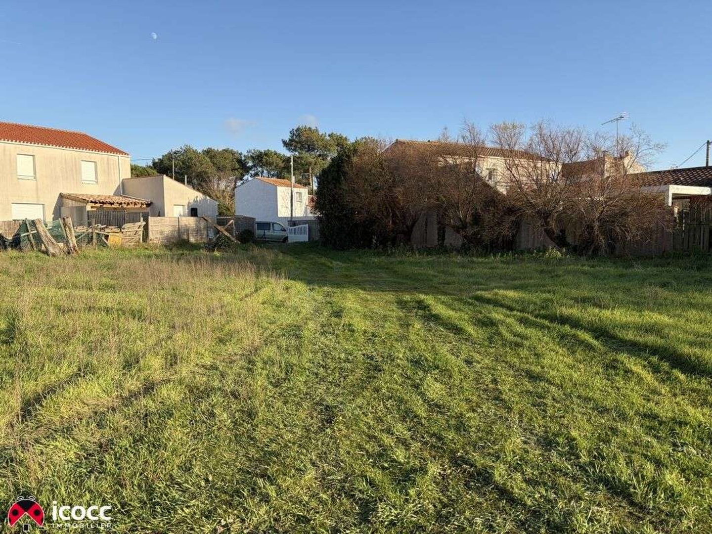 Terrain 601 m²
