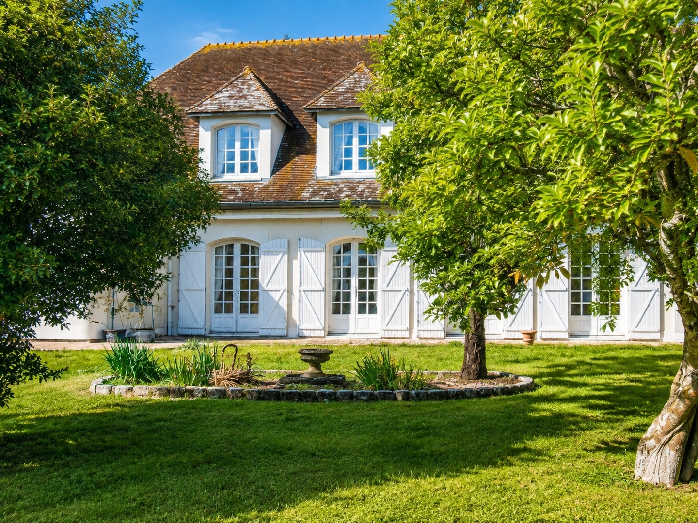 Demeure 7 chambres près du Neubourg, 320 m² avec sous-sol complet