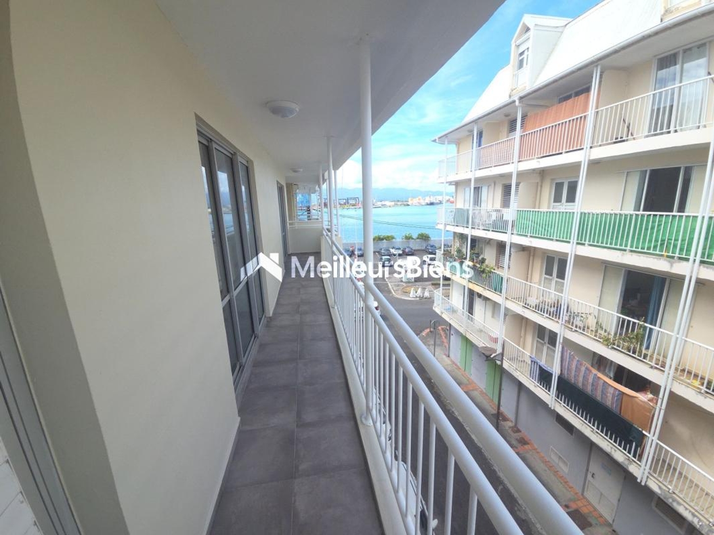 Appartement 2 pièces de 47 m² avec terrasse vue mer à Pointe-à-Pitre