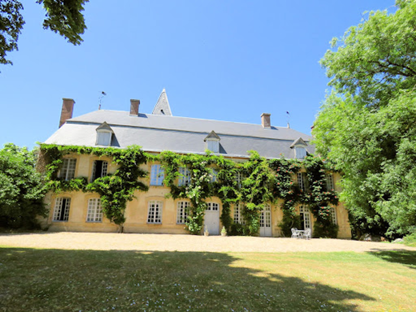 Château 18 pièces 550 m²