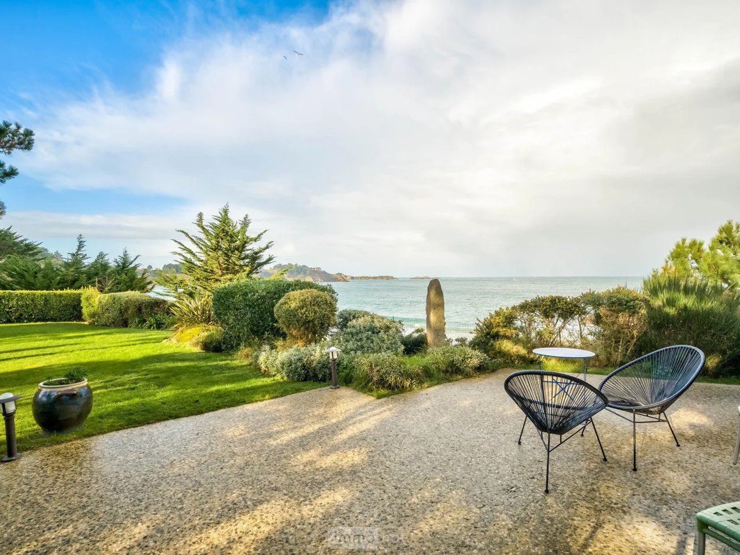 Maison à vendre - 6 pièces - 191m2 - Saint-Lunaire (35800)