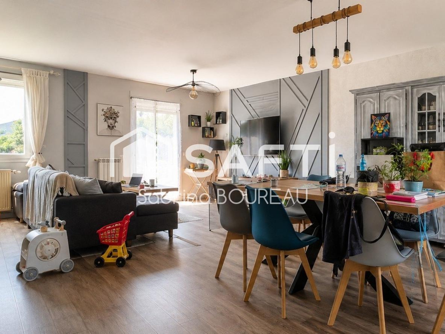 Maison à vendre - 5 pièces - 162m2 - Échiré (79410)