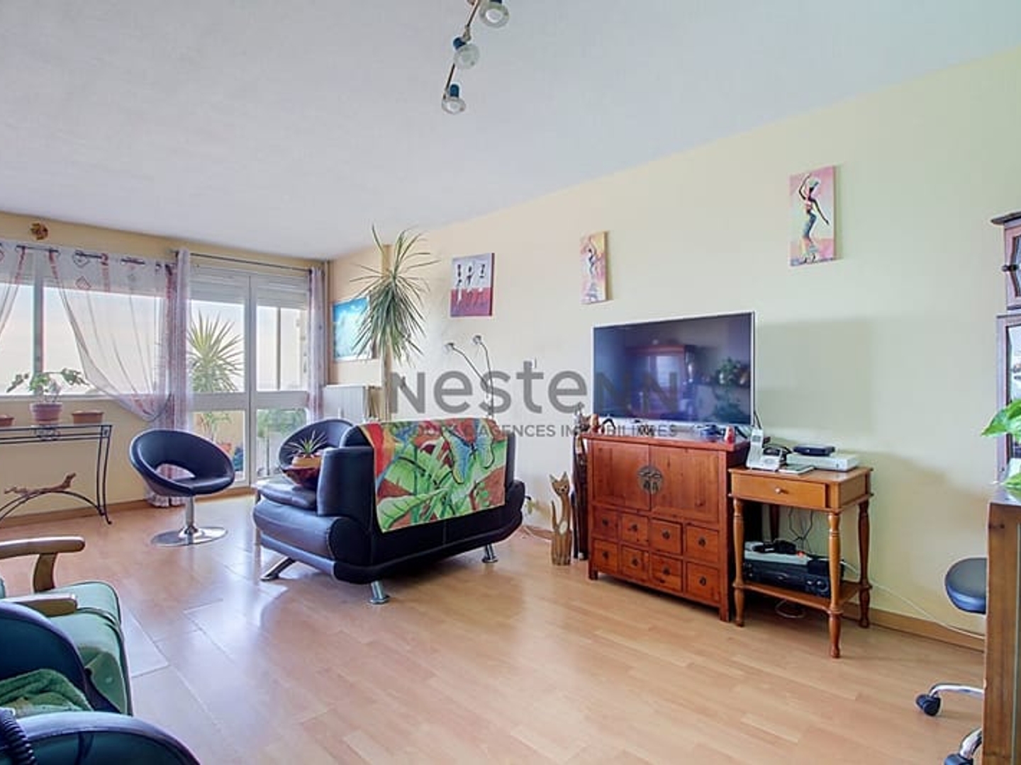 Appartement à vendre - 3 pièces - 77m2 - Vitrolles (13127)