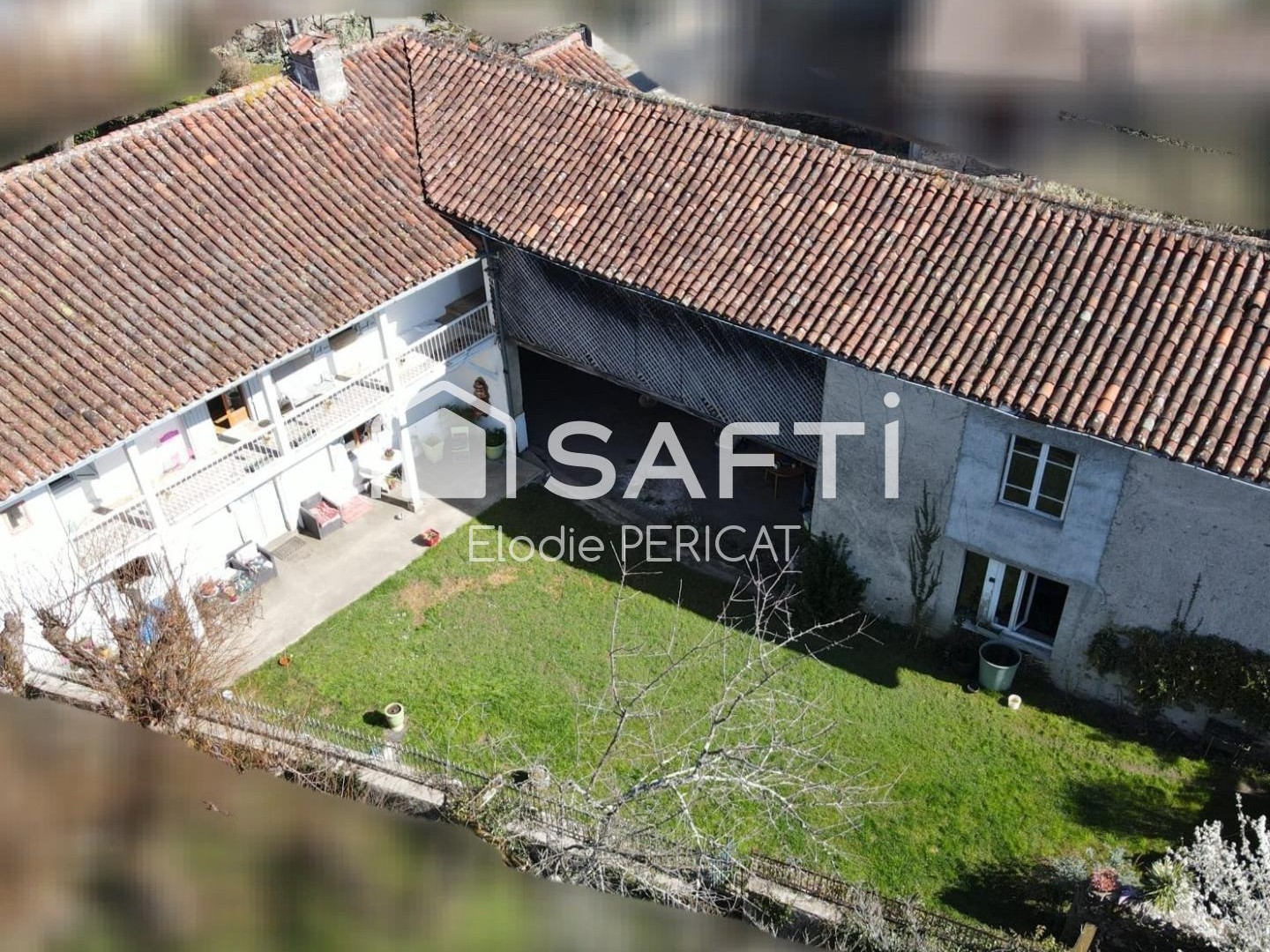 Maison de village, cadre agréable, proche des commodités