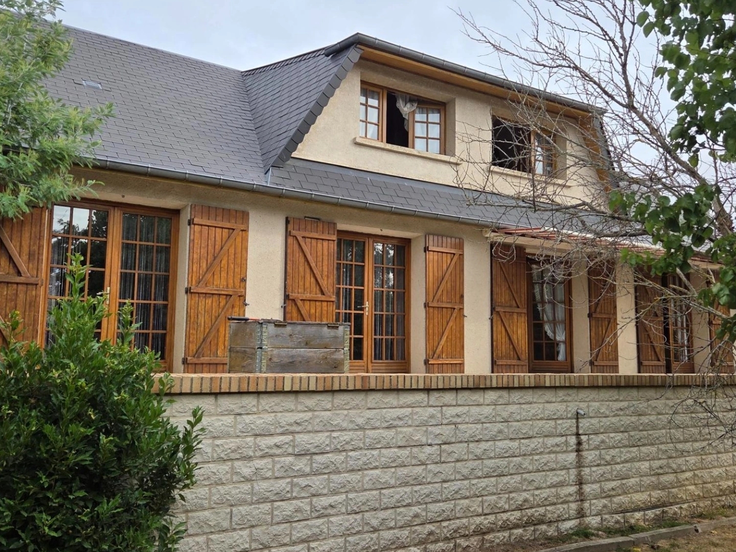 Maison à vendre - 7 pièces - 145m2 - Saint-Léger-De-Rôtes (27300)