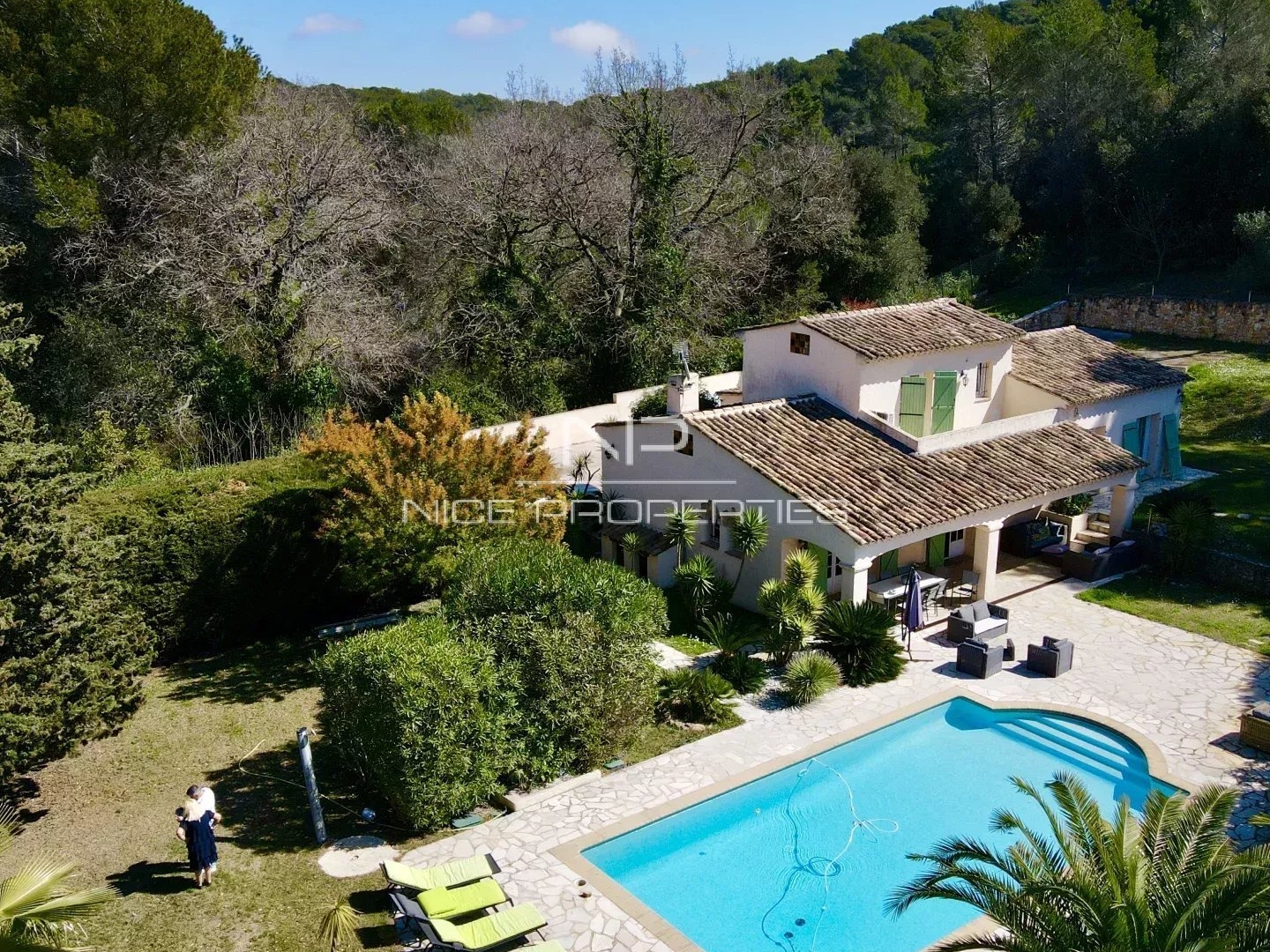Maison à vendre - 6 pièces - 180m2 - Cannes (06400)