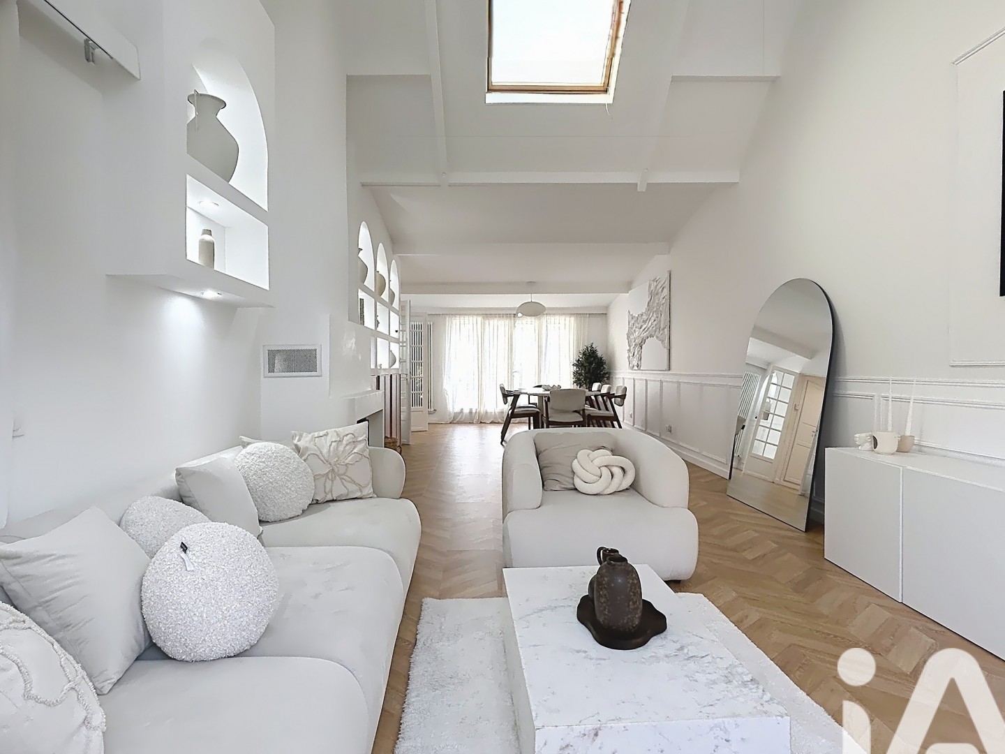 Maison 7 pièces 194 m²