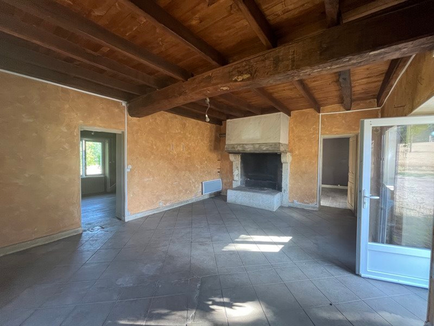 Maison à vendre - 6 pièces - 157m2 - Saint-Martial-De-... (24300)