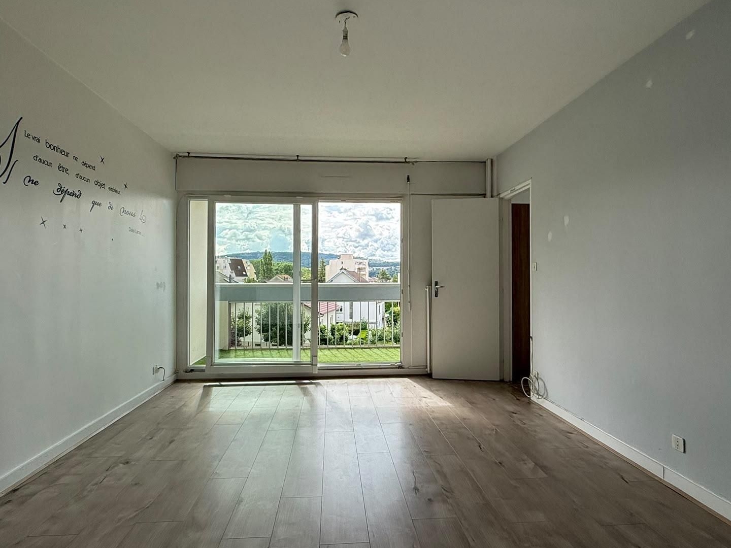 Appartement à vendre - 4 pièces - 77m2 - Besançon (25000)