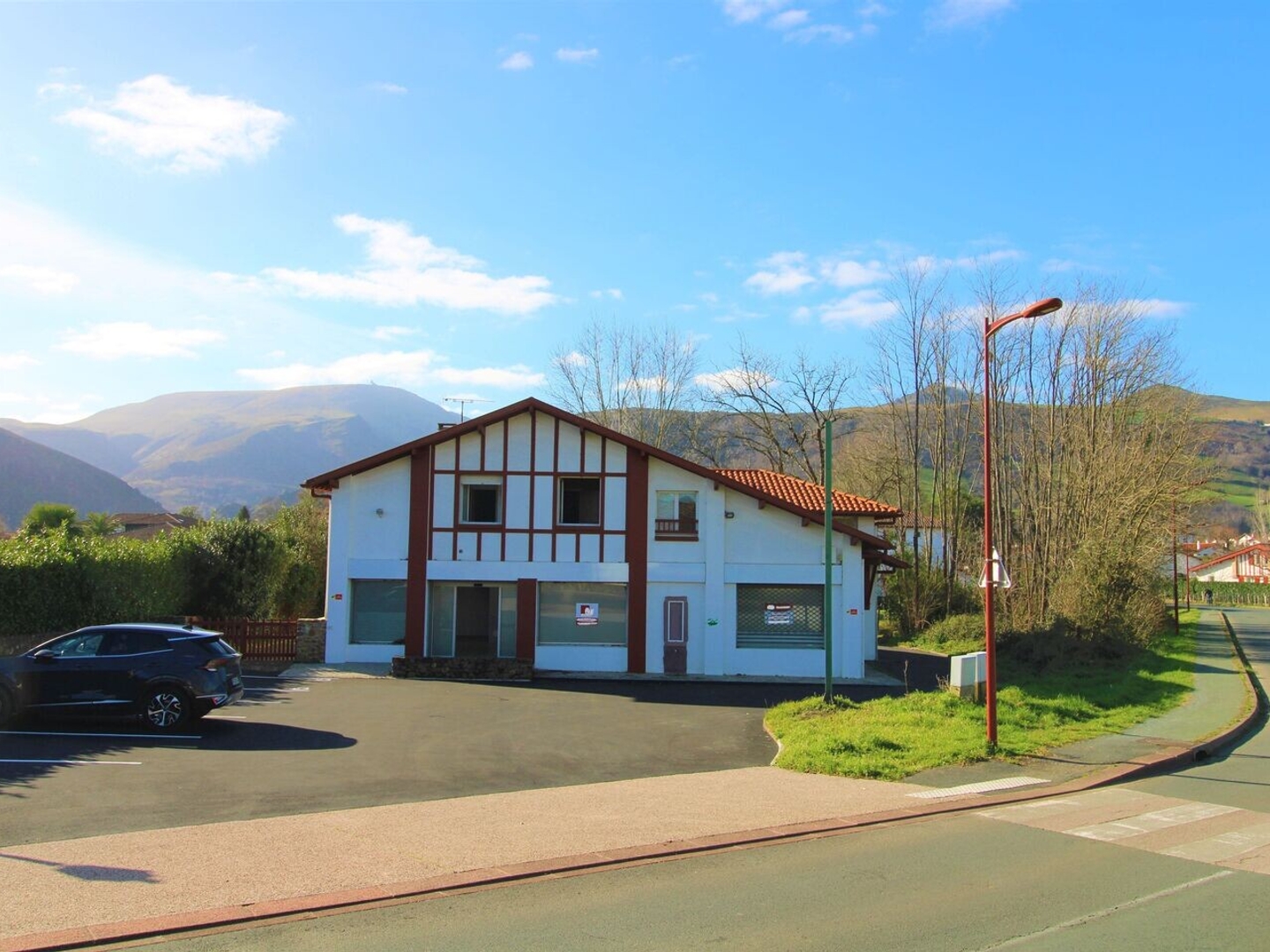 APPARTEMENT + LOCAL PROFESSIONNEL