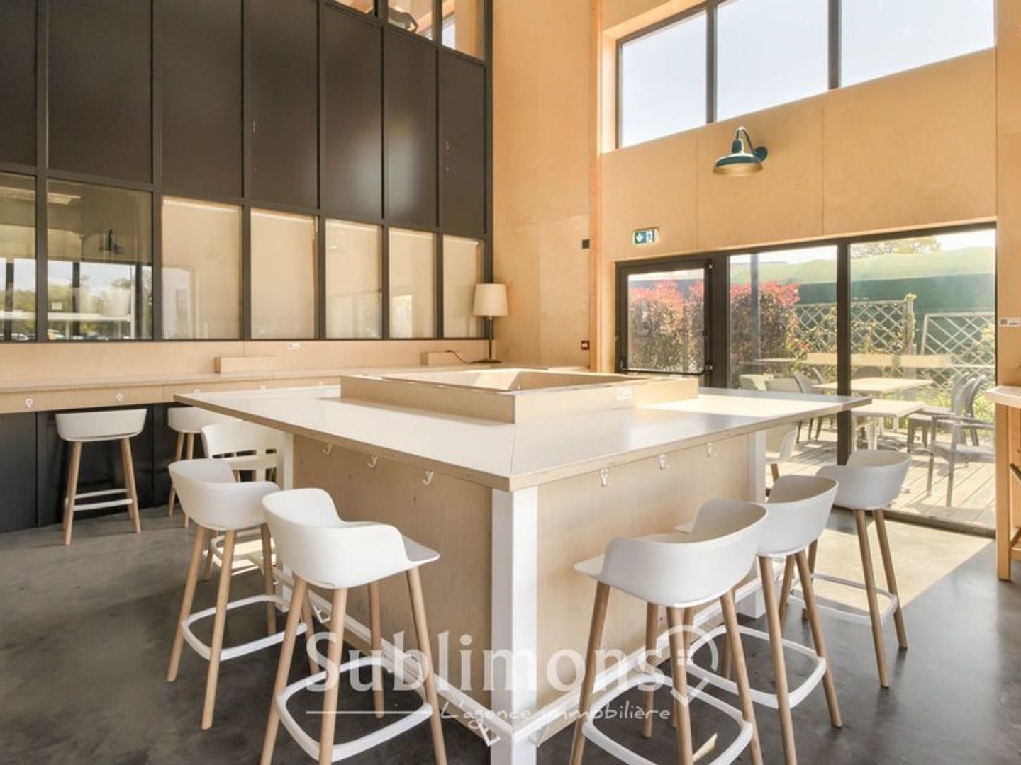 Fonds de commerce - Restaurant 100 couverts et cuisine centrale