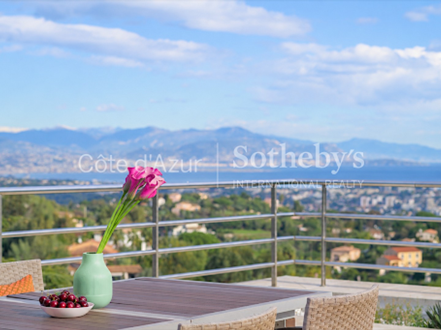 Maison 7 pièces 400 m²