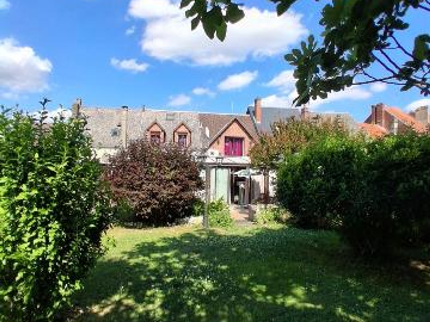 Maison 9 pièces 200 m²