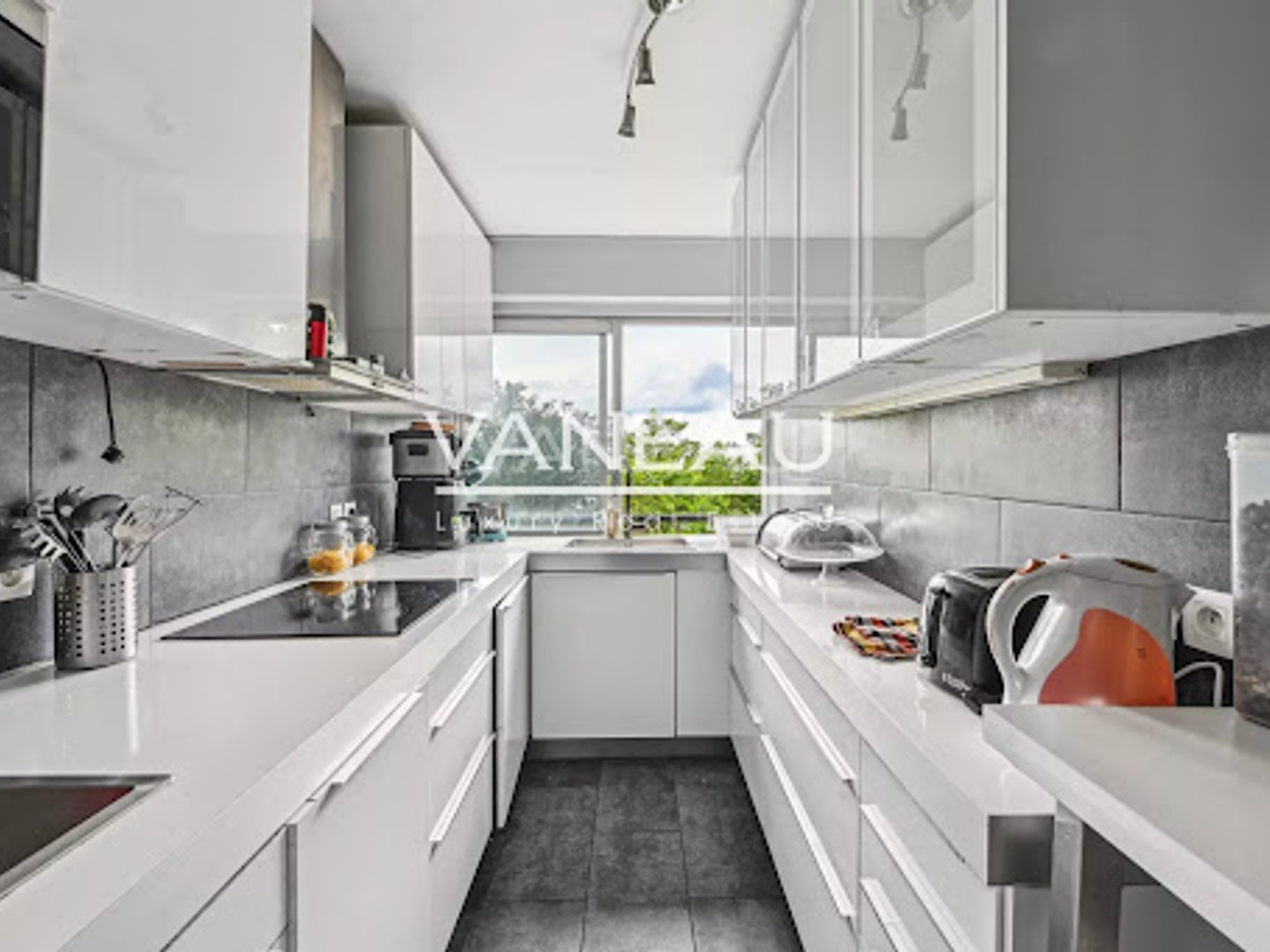 Appartement à vendre - 3 pièces - 94m2 - Paris 16e (75016)