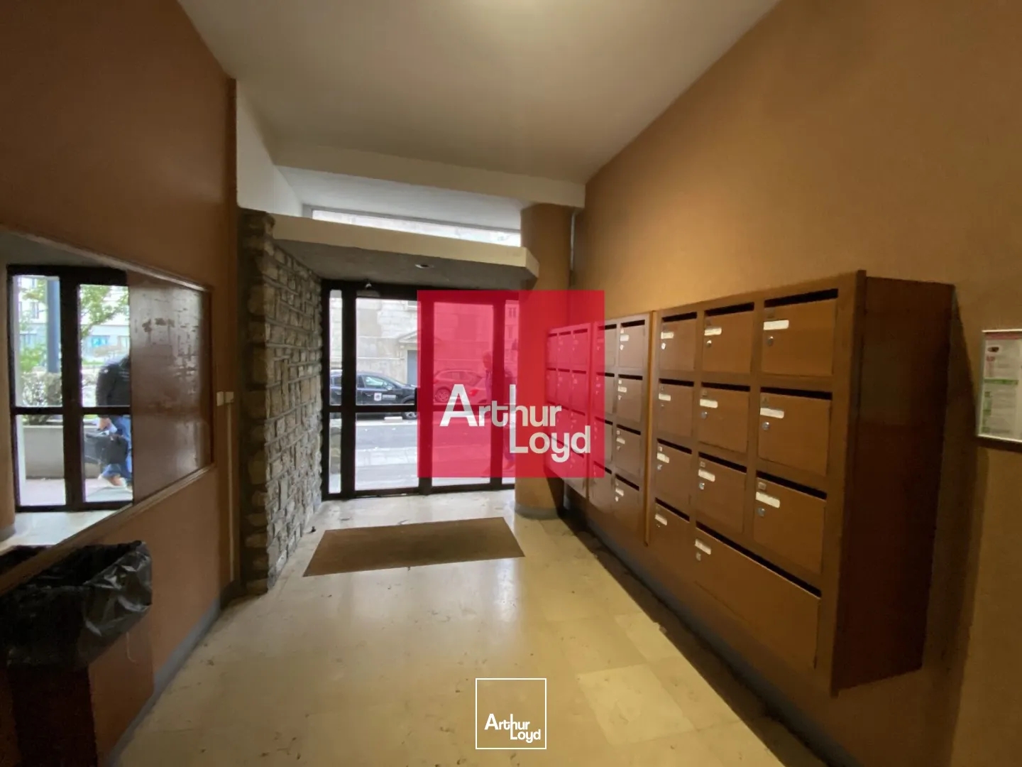 Bureaux à vendre - 238m2 - Grenoble (38000)