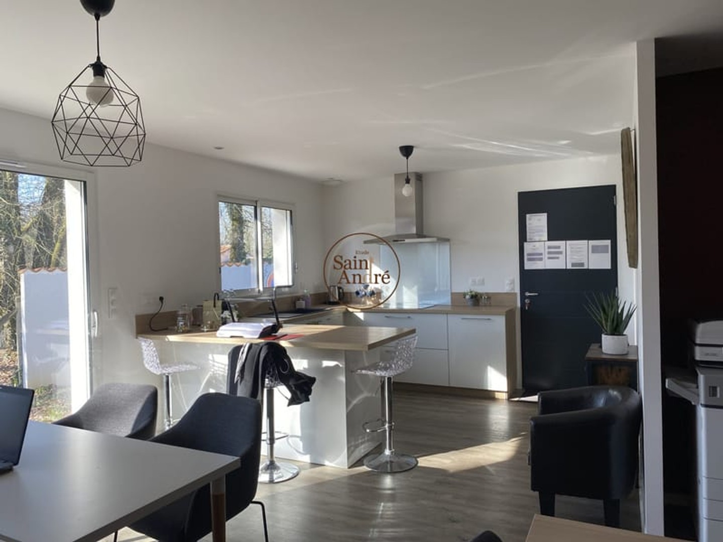 Maison à vendre - 4 pièces - 83m2 - Puymoyen (16400)