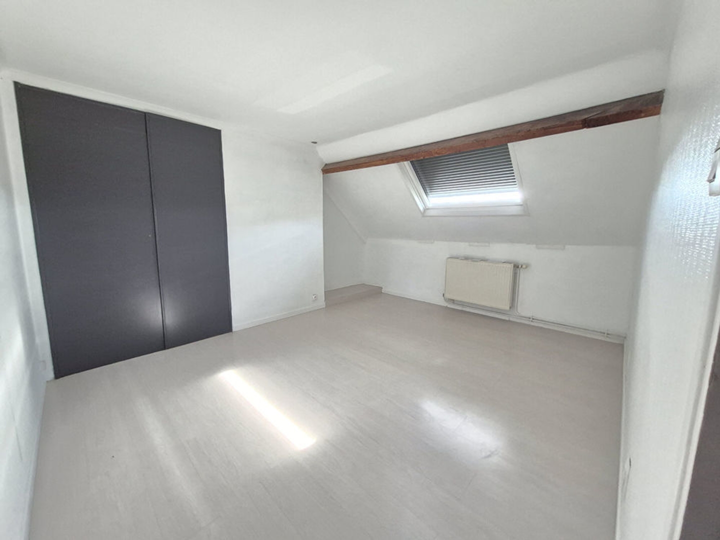 Immeuble à vendre - 4 pièces - 96m2 - Saint-Pol-Sur-Ter... (62130)