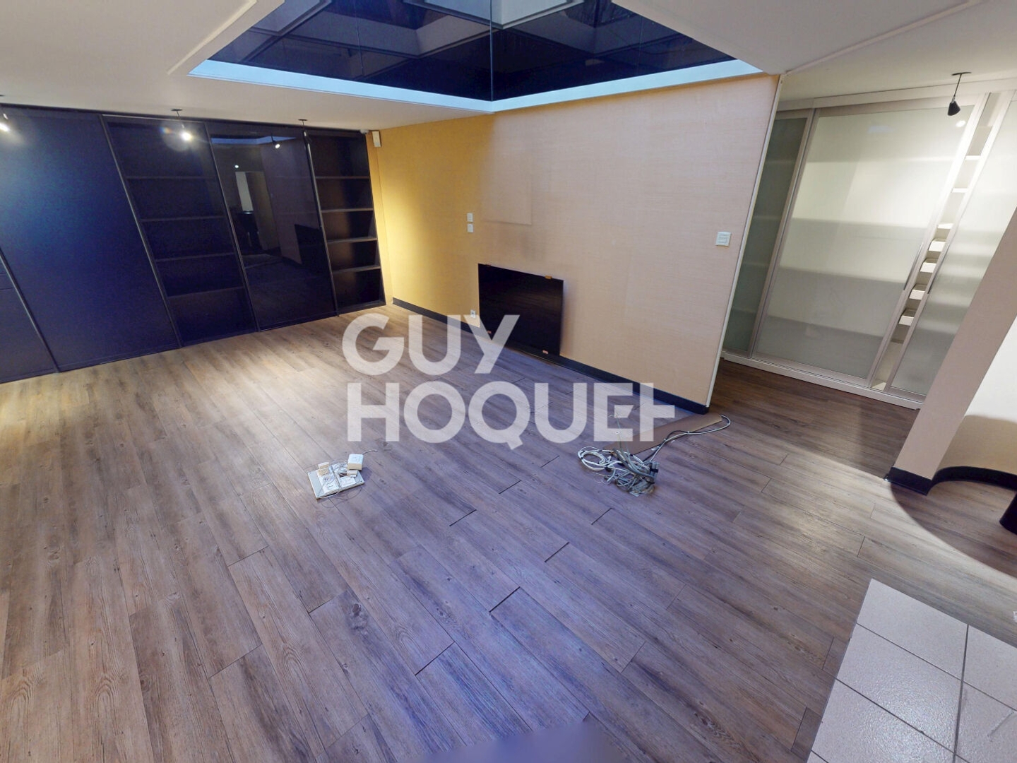 A VENDRE LOCAL PROFESSIONNEL PONTARLIER 220 M²