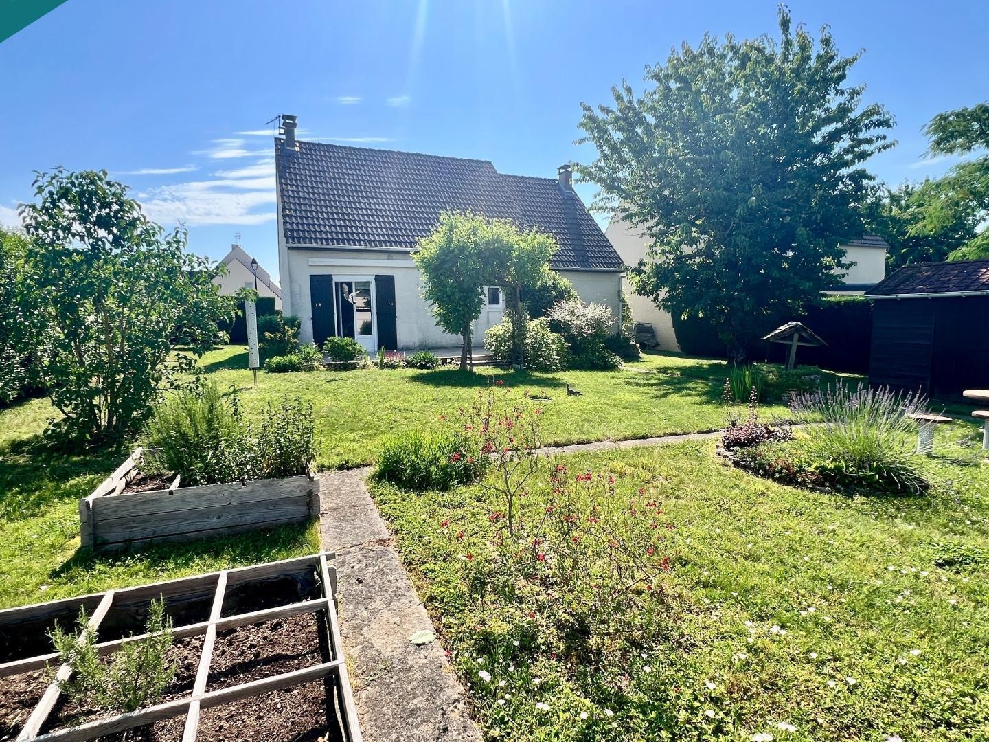 Maison de 92 m² habitable sur un jardin clos de plus de 600 m²