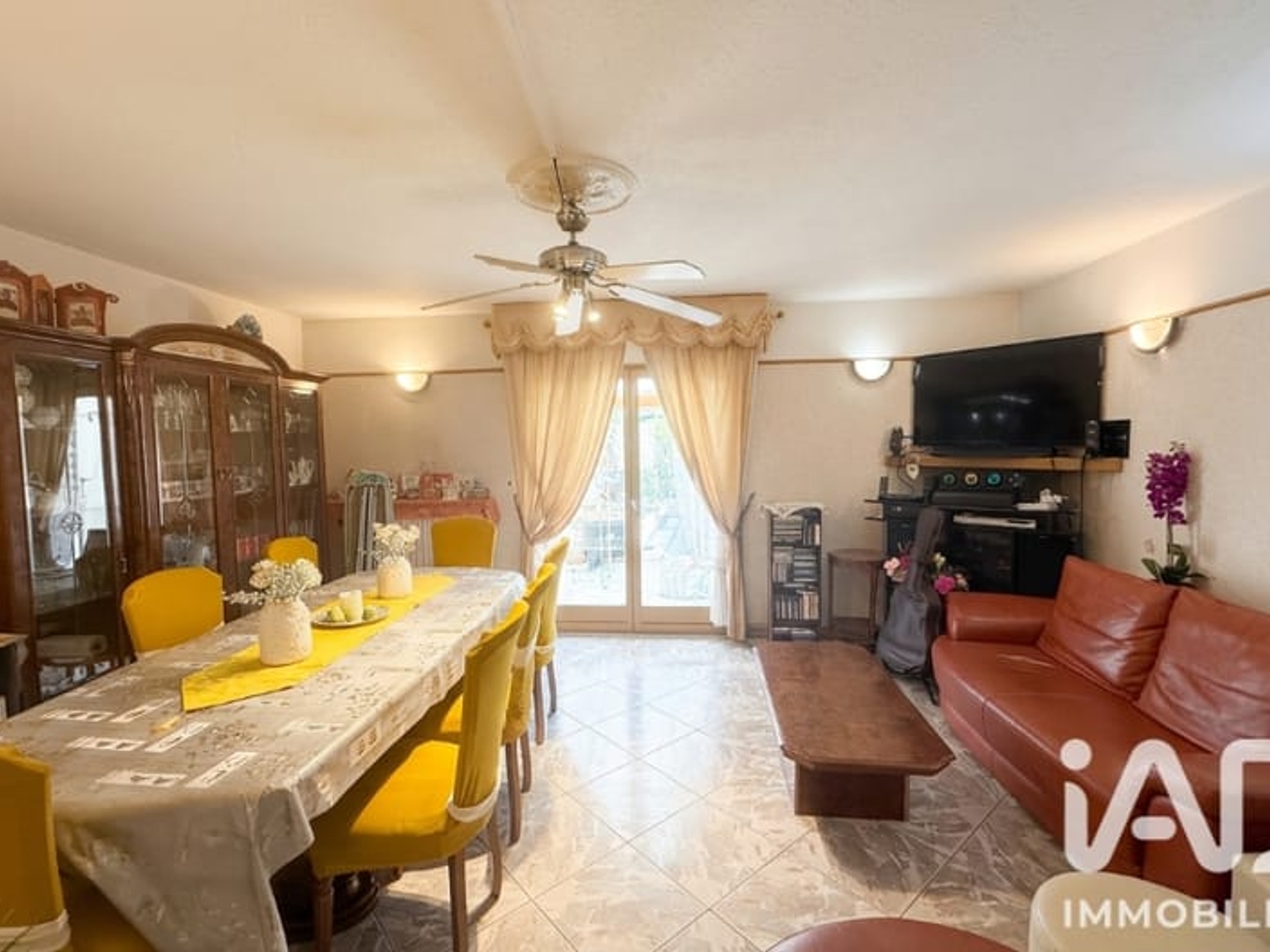 Maison à vendre - 5 pièces - 84m2 - Savigny-Le-Temple (77176)