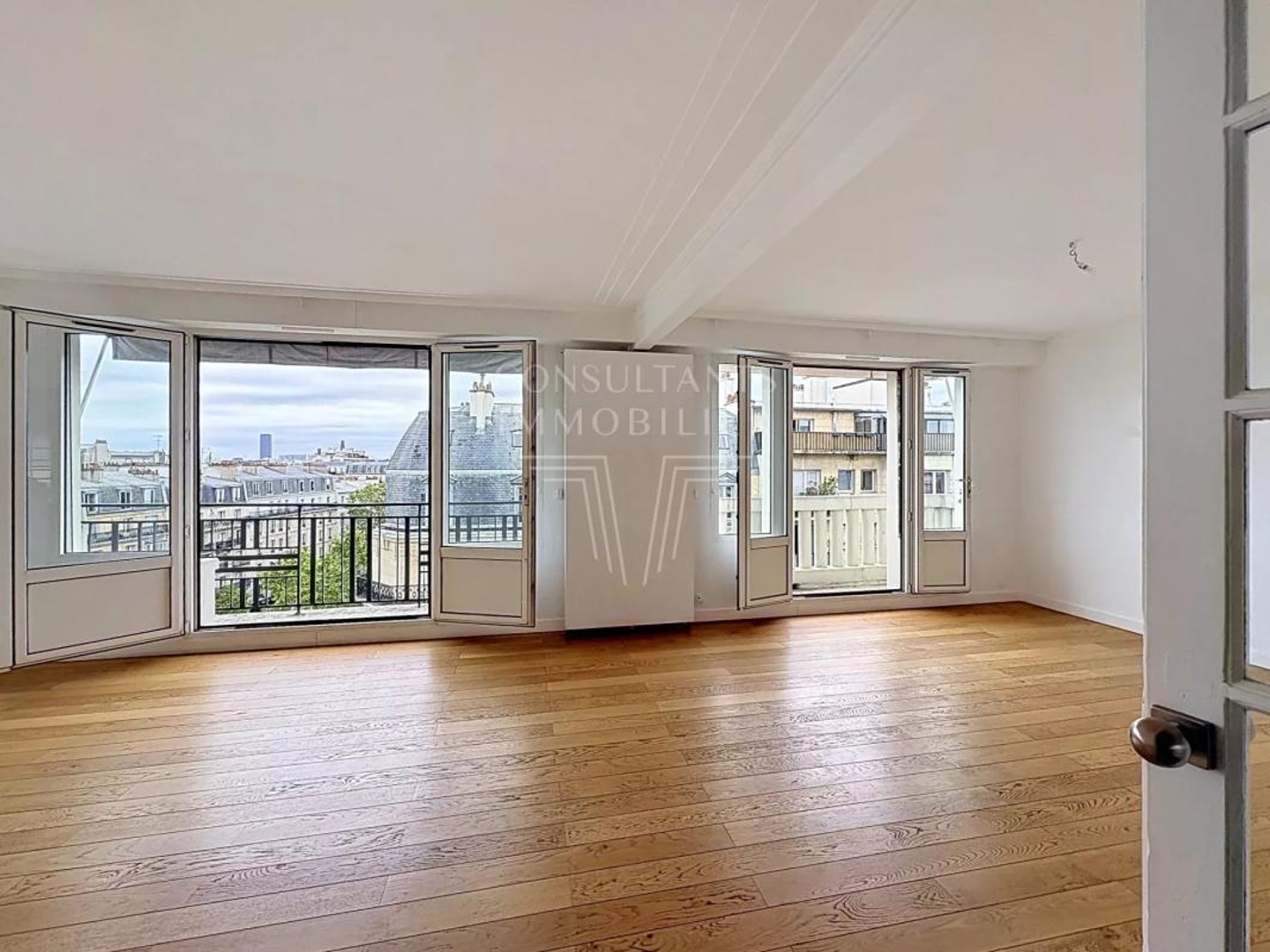 Appartement à vendre - 4 pièces - 80m2 - Paris 16e (75016)