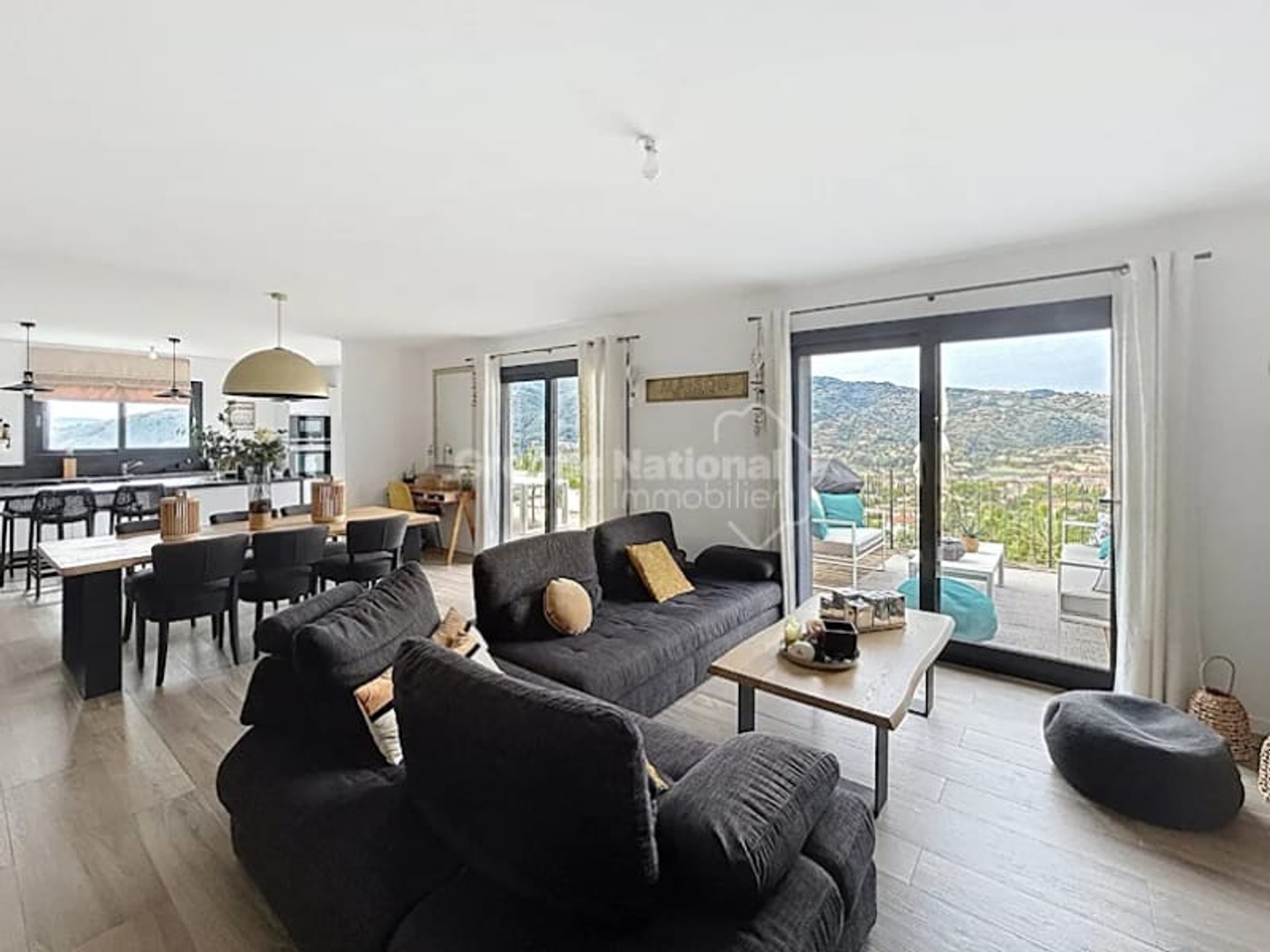 Maison à vendre - 6 pièces - 157m2 - Pégomas (06580)