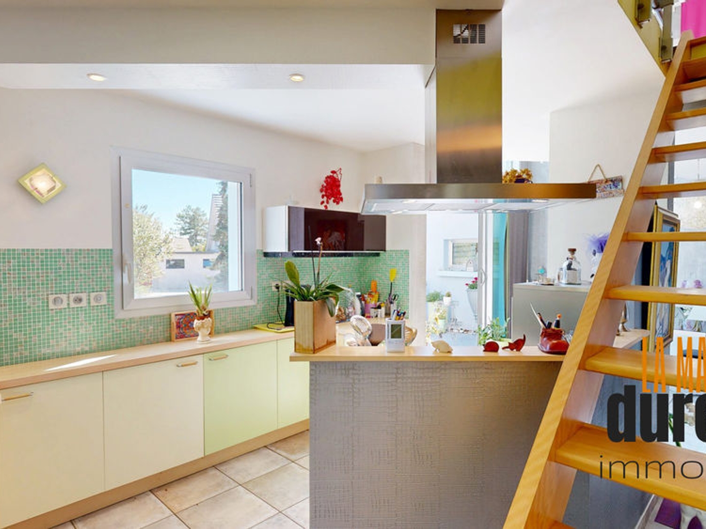 Maison à vendre - 3 pièces - 112m2 - Pouilley-Les-Vignes (25115)