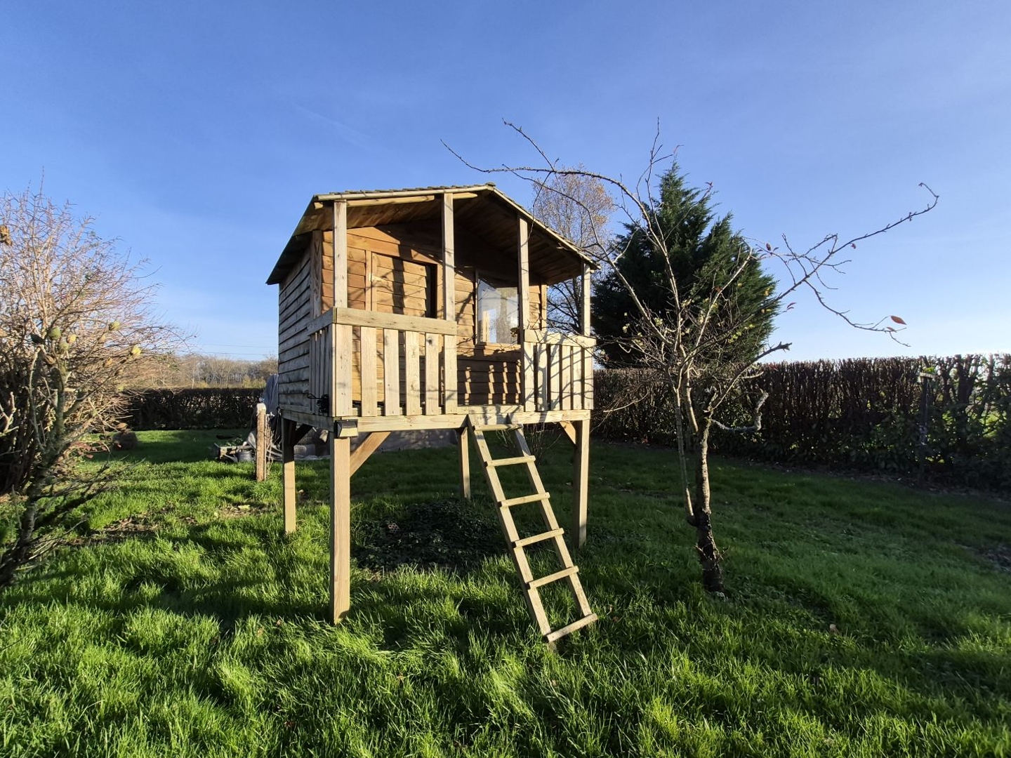 Maison à vendre - 9 pièces - 358m2 - Saint-Paul-De-Varax (01240)