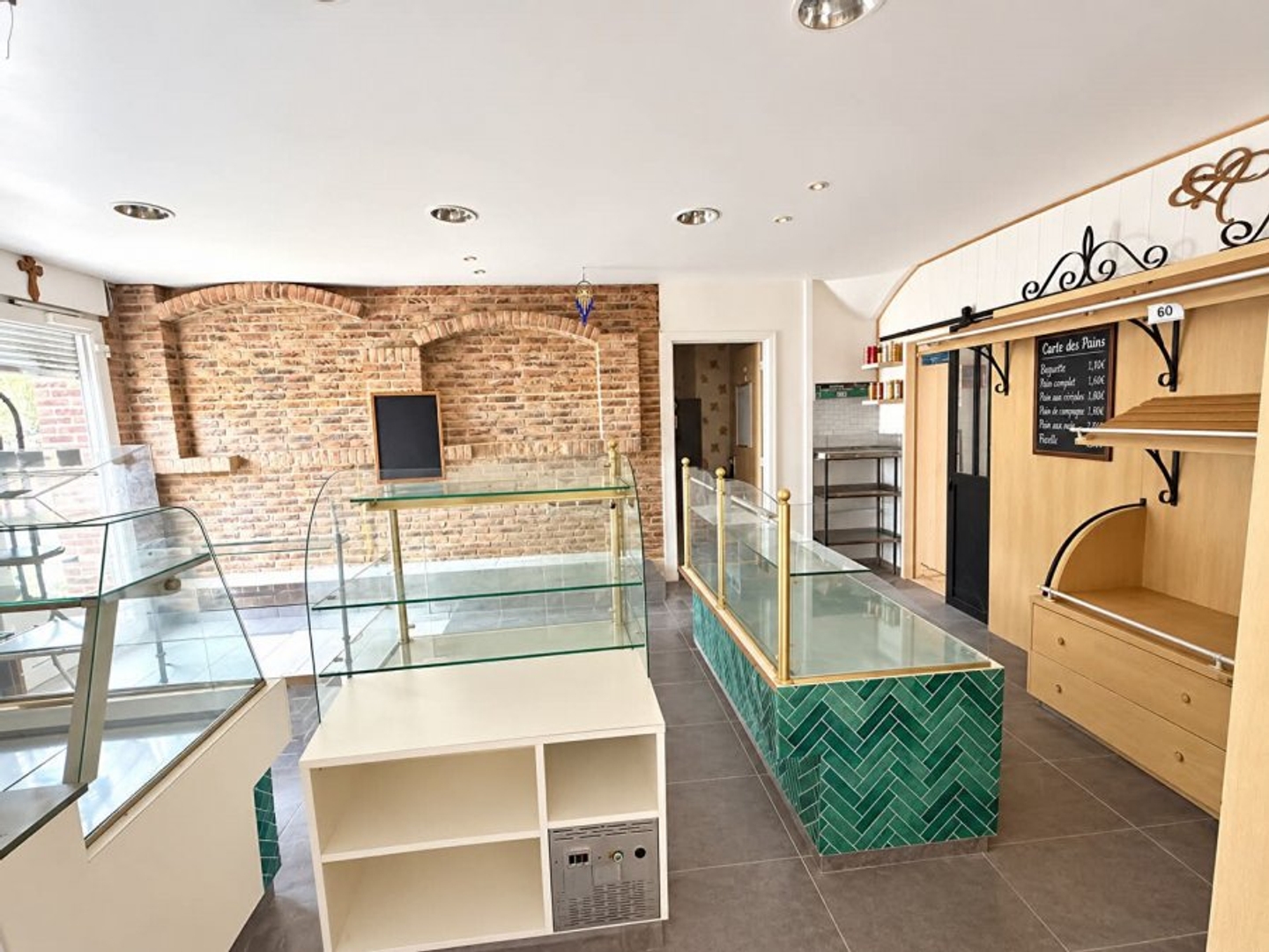 Commerce 152 m²