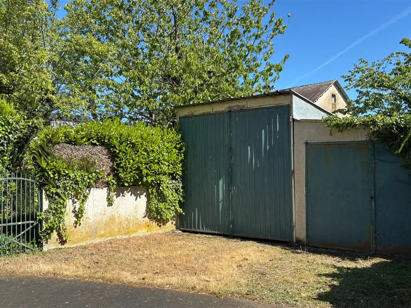 Parking/Garage/Box 327 m²