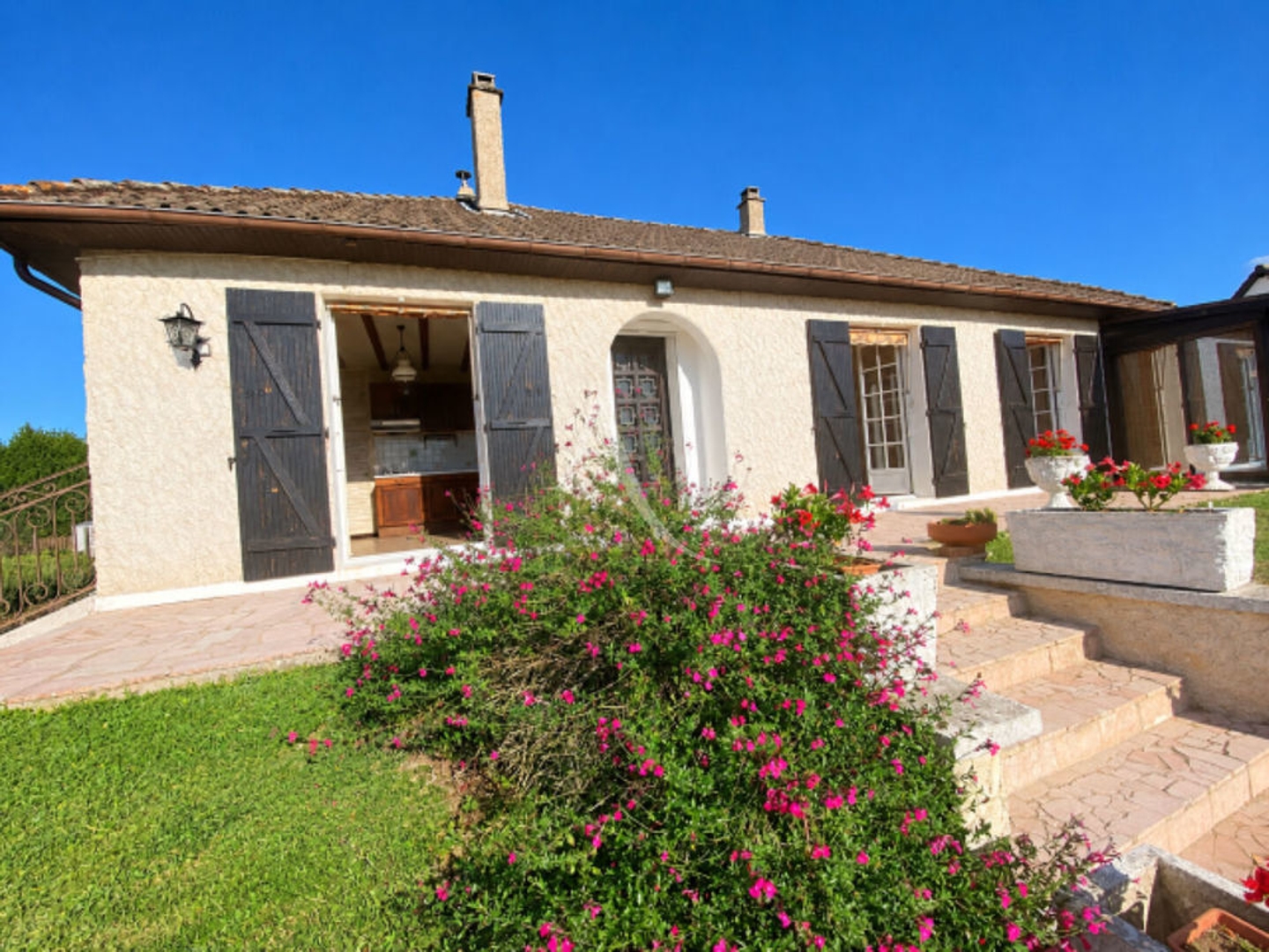EN VENTE - FOURCHAMBAULT / MARZY - PAVILLON 3 chambres et bureau TERRAIN