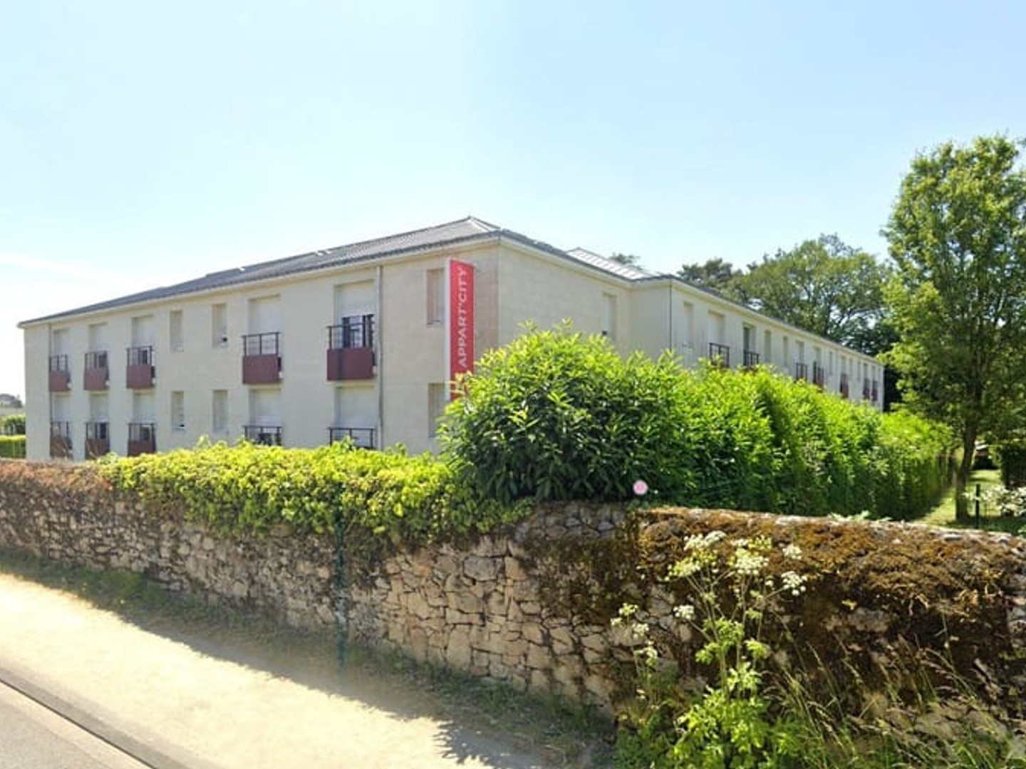 INVESTISSEMENT LOCATIF - Saint-Herblain - Résidence Affaires Appart'City Classic Nantes Saint Herblain - 6,97 % de rentabilité