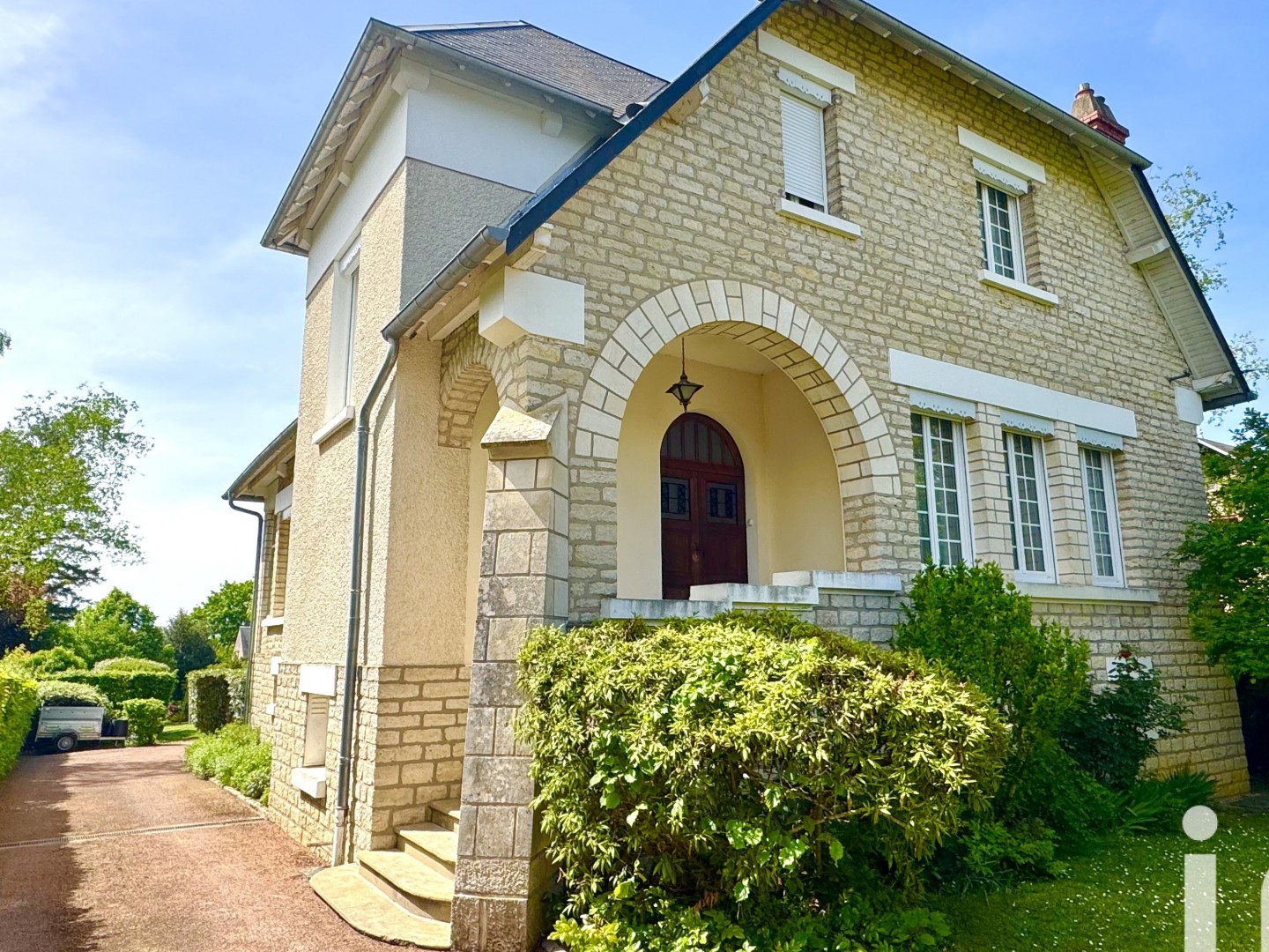 Maison 9 pièces 205 m²