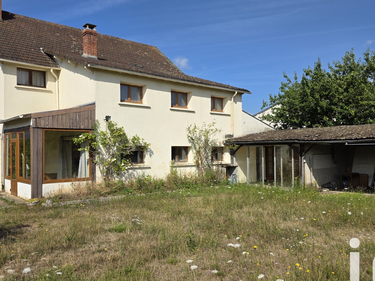 Maison 8 pièces 223 m²