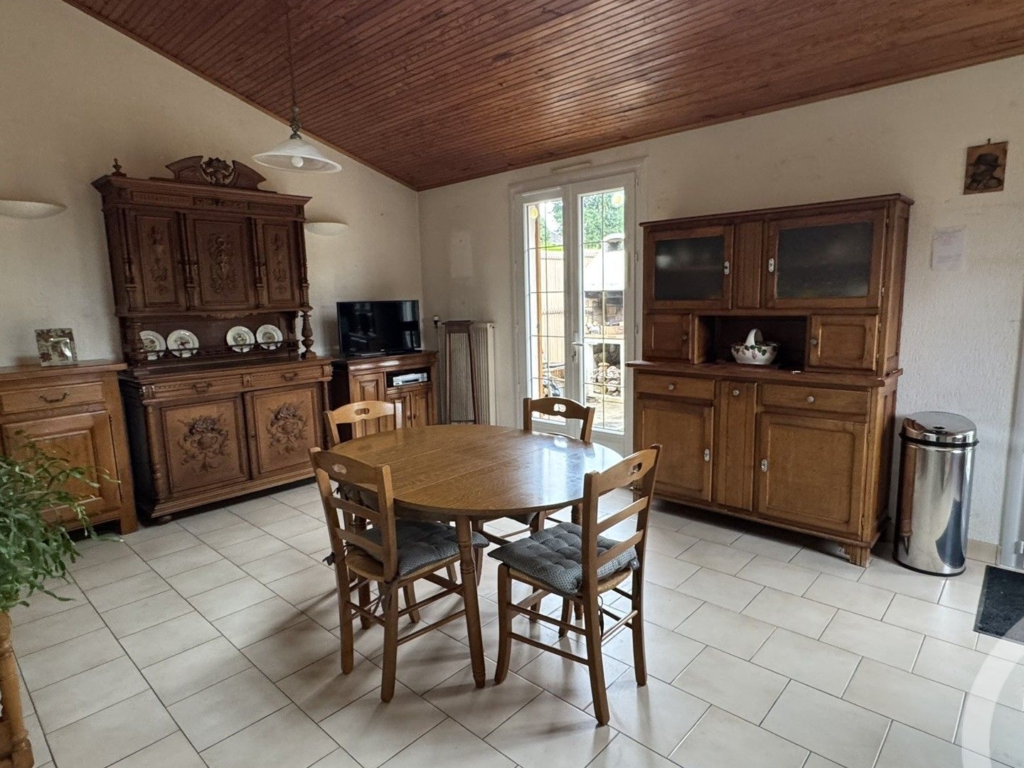 Maison à vendre - 5 pièces - 146m2 - La Milesse (72650)
