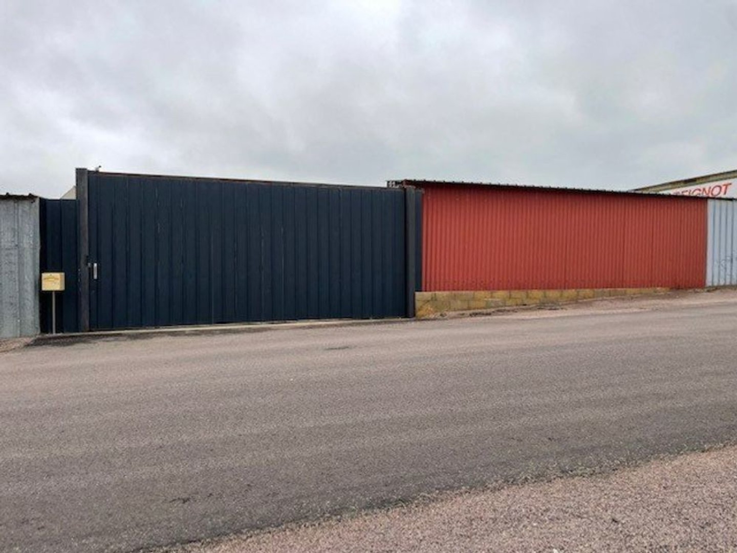 Locaux à vendre - 930m2 - Précy-Sous-Thil (21390)