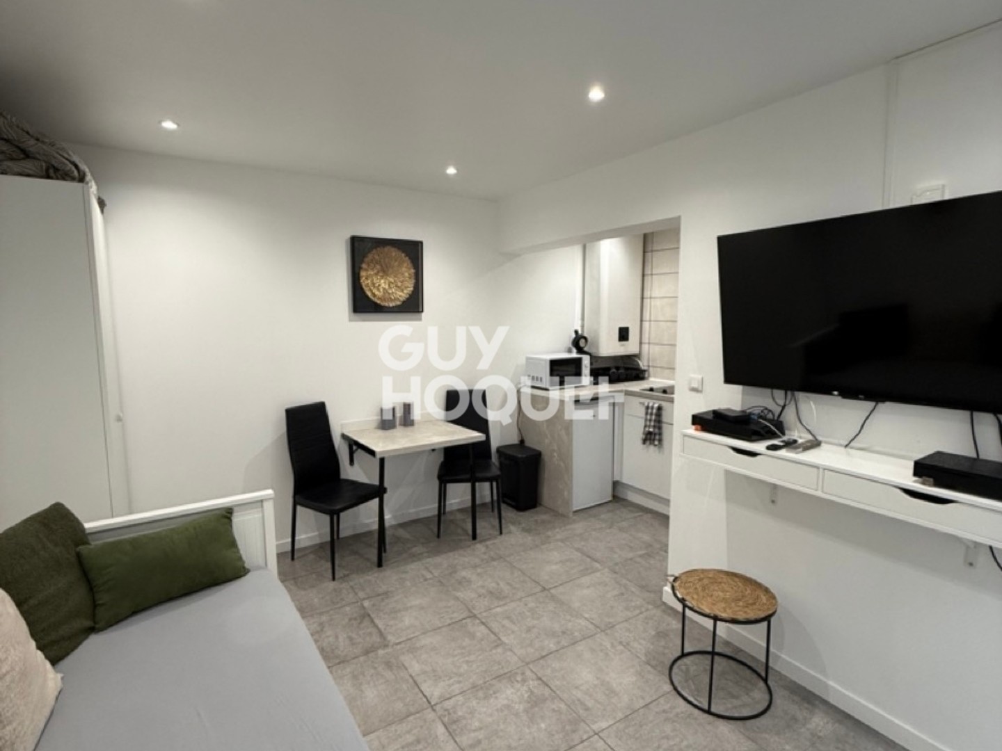 SAINT ROCH - IMMEUBLE DE RAPPORT COMPRENANT 3 APPARTEMENTS ET UN GARAGE