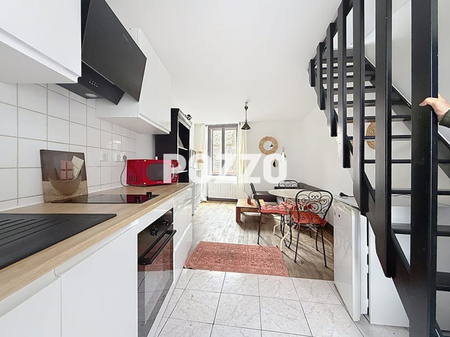 Immeuble à vendre - 3 pièces - 140m2 - La Rivière-Saint-... (14600)