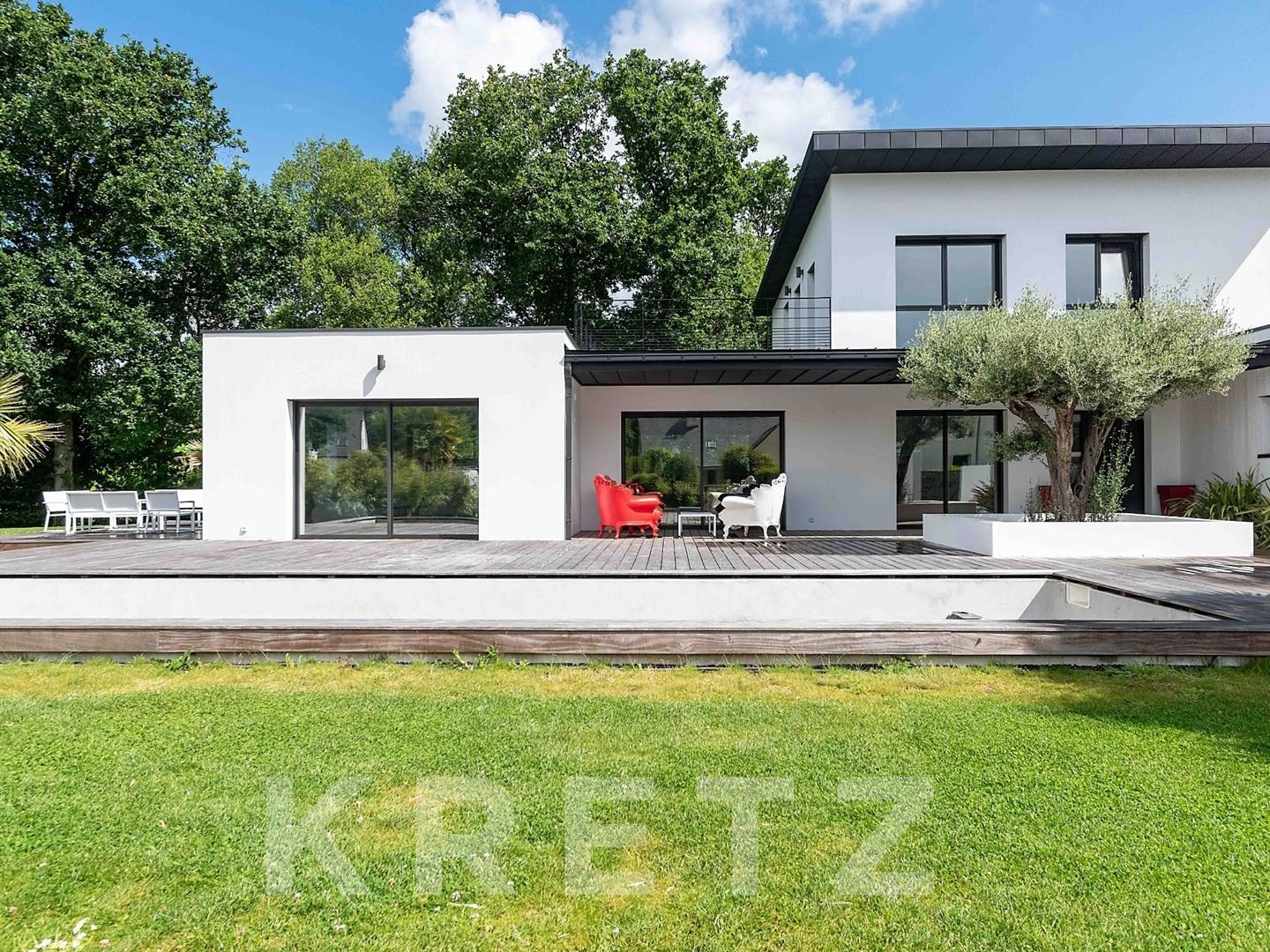 Contemporaine d'Exception