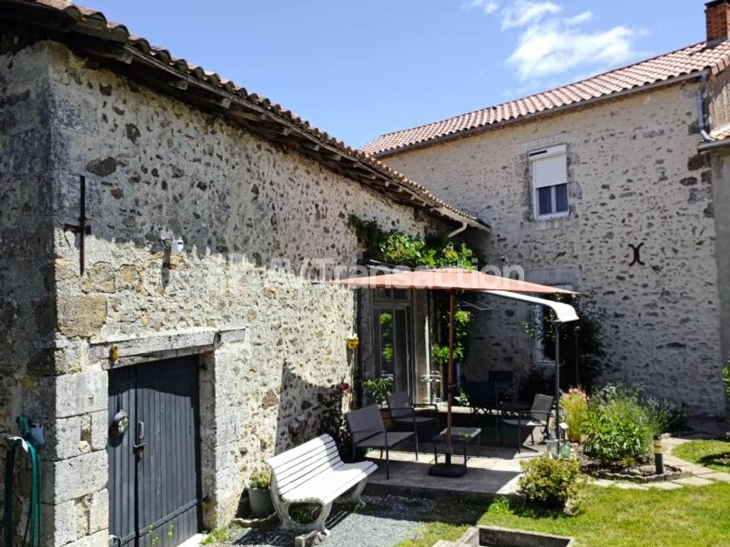 Maison charentaise rénovée 2023 · 145 m² · 4 chambres