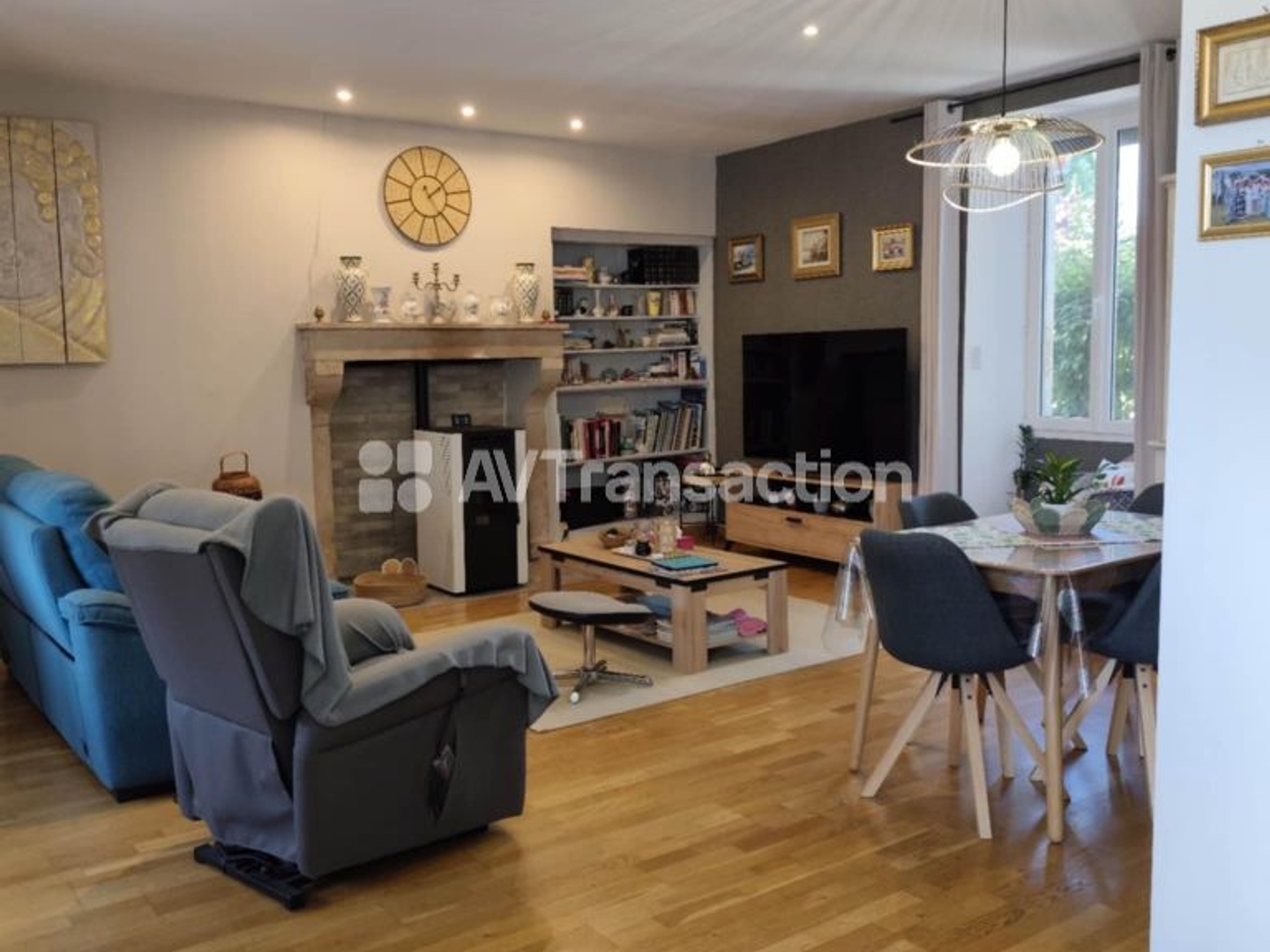 Maison à vendre - 7 pièces - 145m2 - Rouzède (16220)