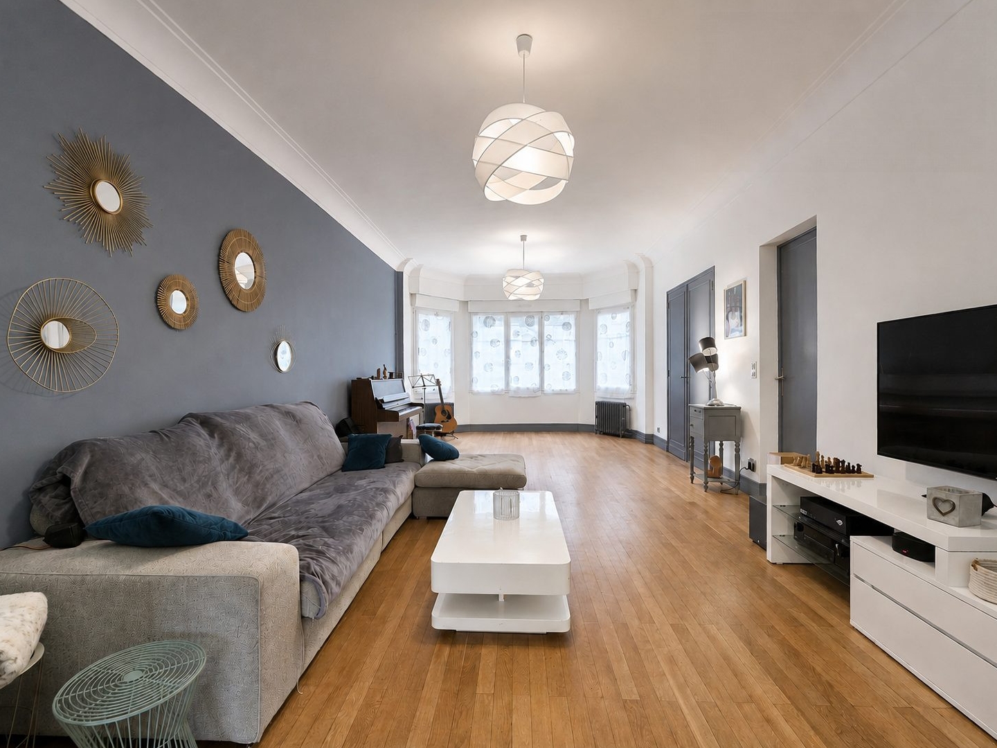 Maison à vendre - 8 pièces - 197m2 - Gond-Pontouvre (16160)