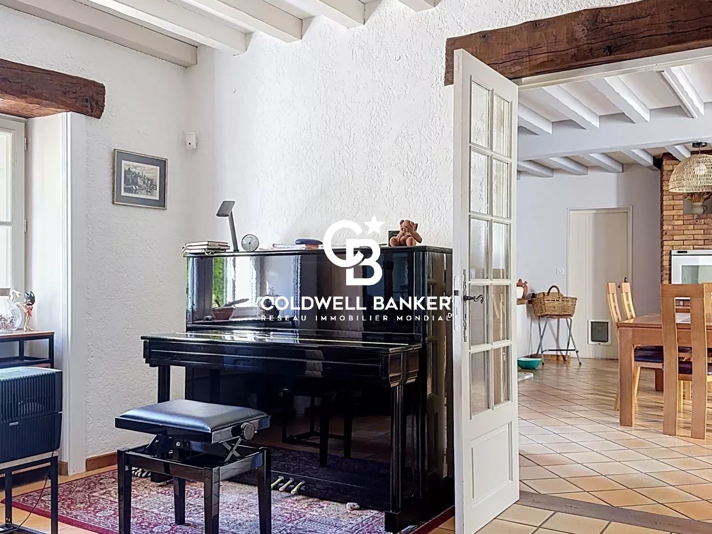 Maison à vendre - 7 pièces - 260m2 - Saint-Fort-Sur-Le-Né (16130)