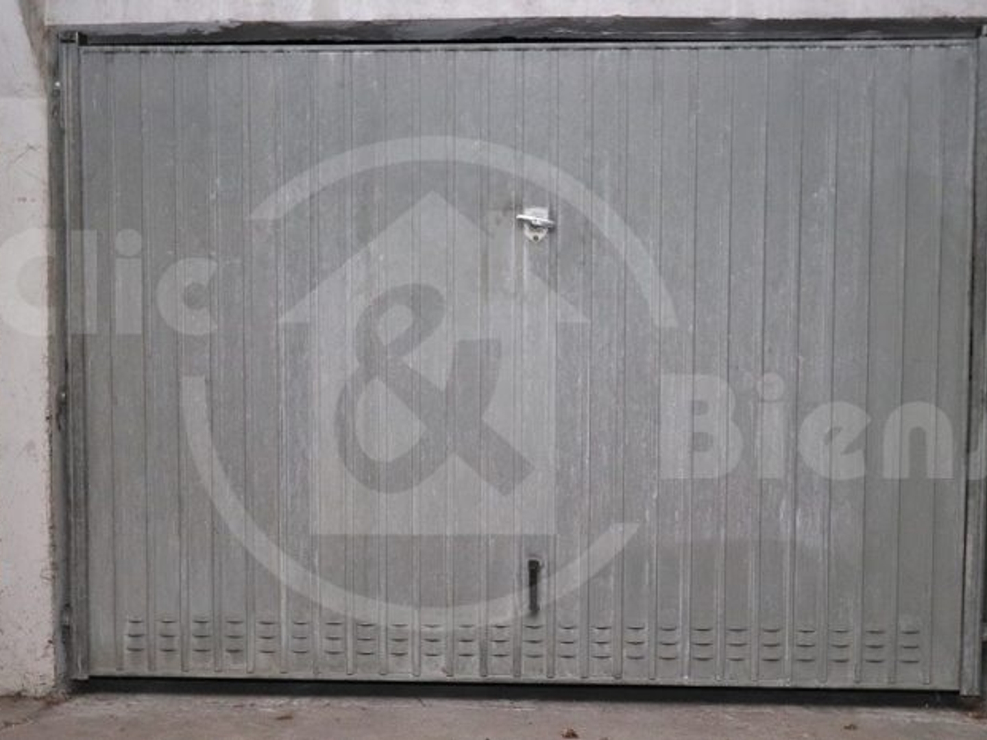 Parking / garage / box à vendre - 13m2 - Bois-Colombes (92270)