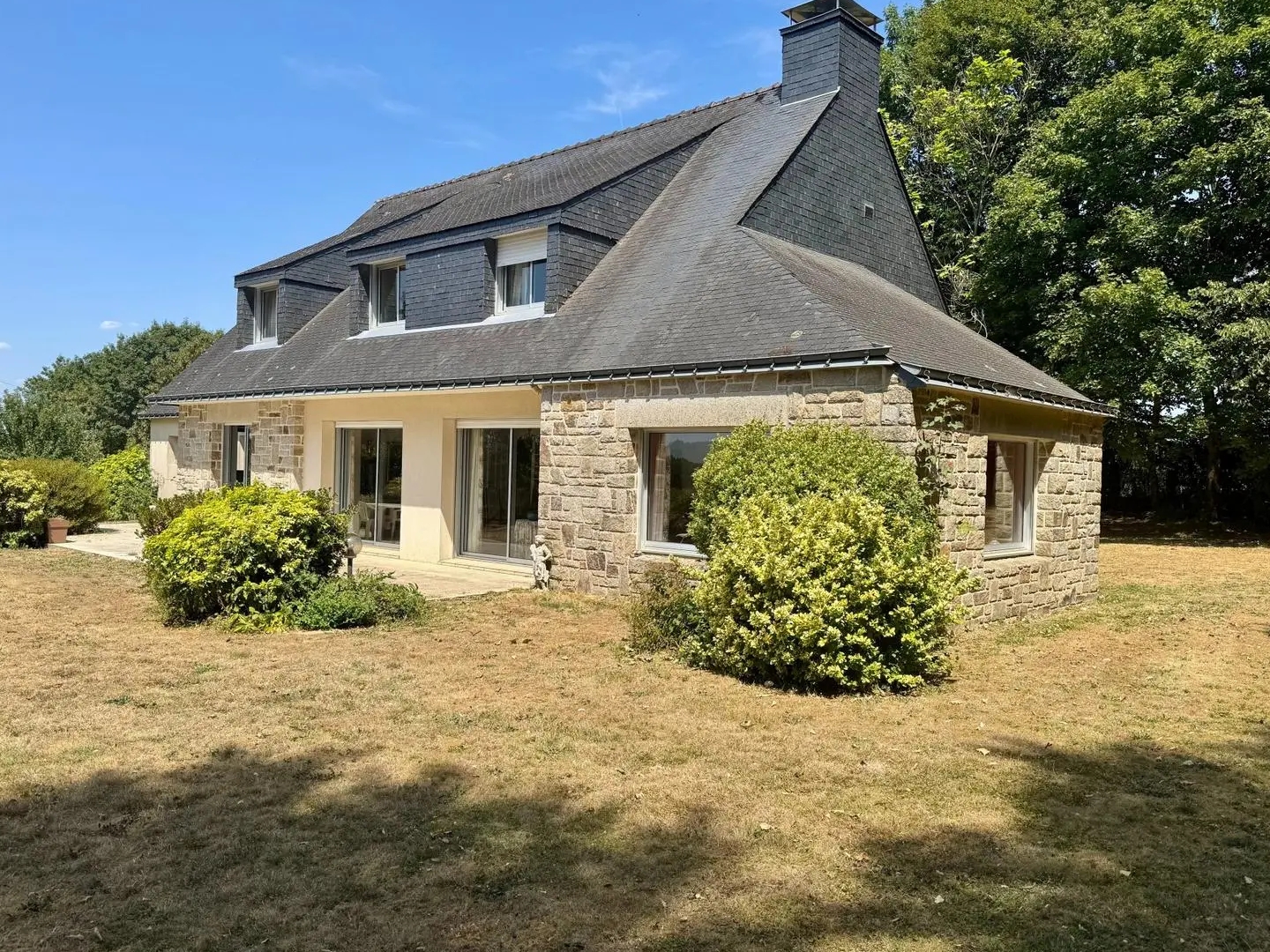 Maison 6 pièces 201 m²