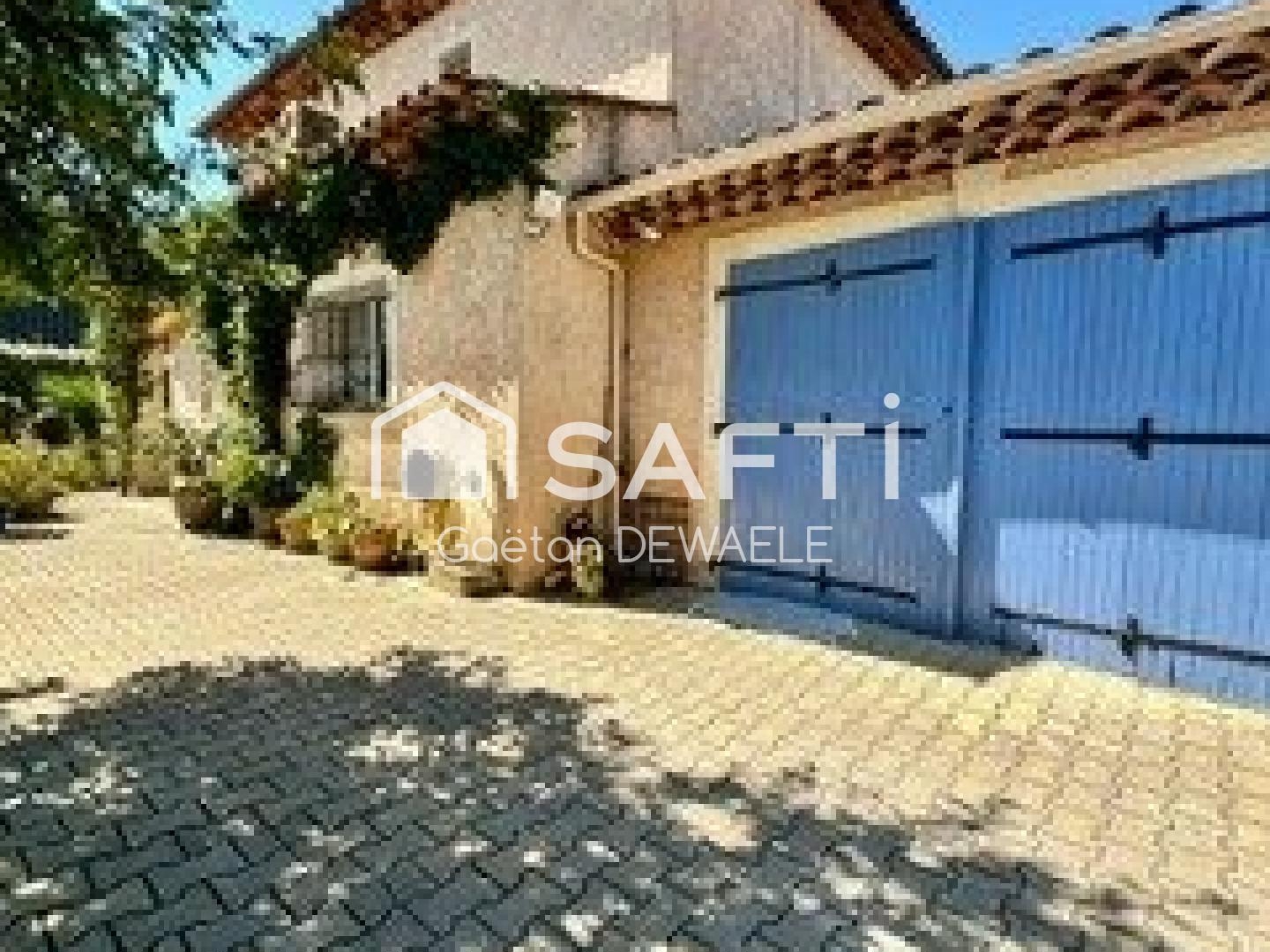 Maison à vendre - 7 pièces - 140m2 - Puget-Sur-Argens (83480)