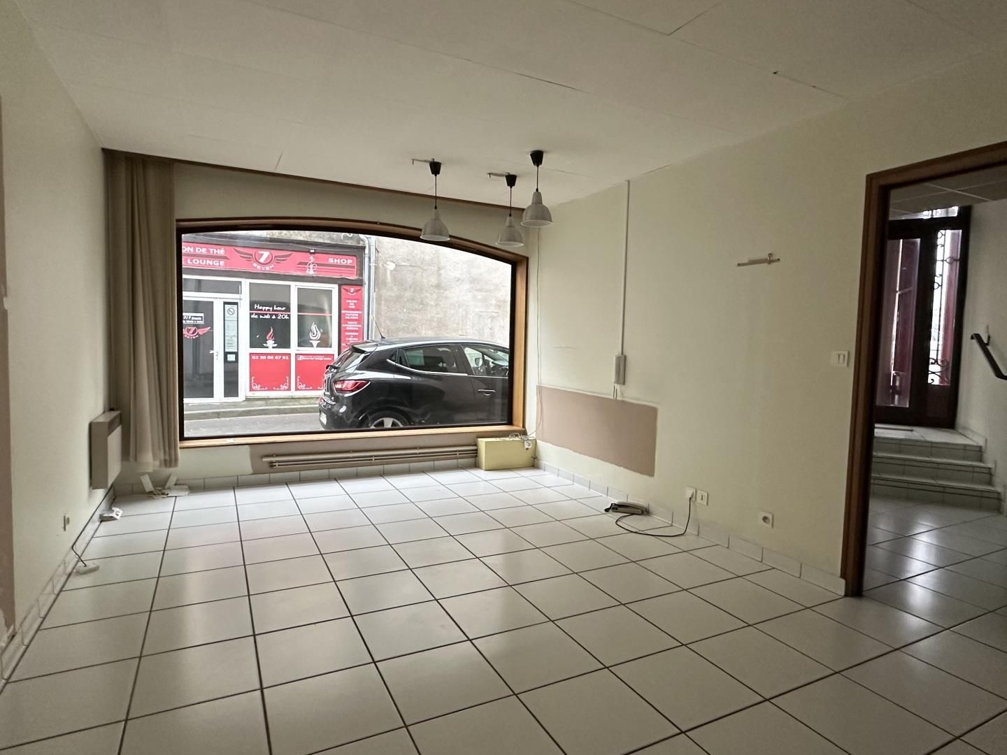 Local 3 pièces 72 m²