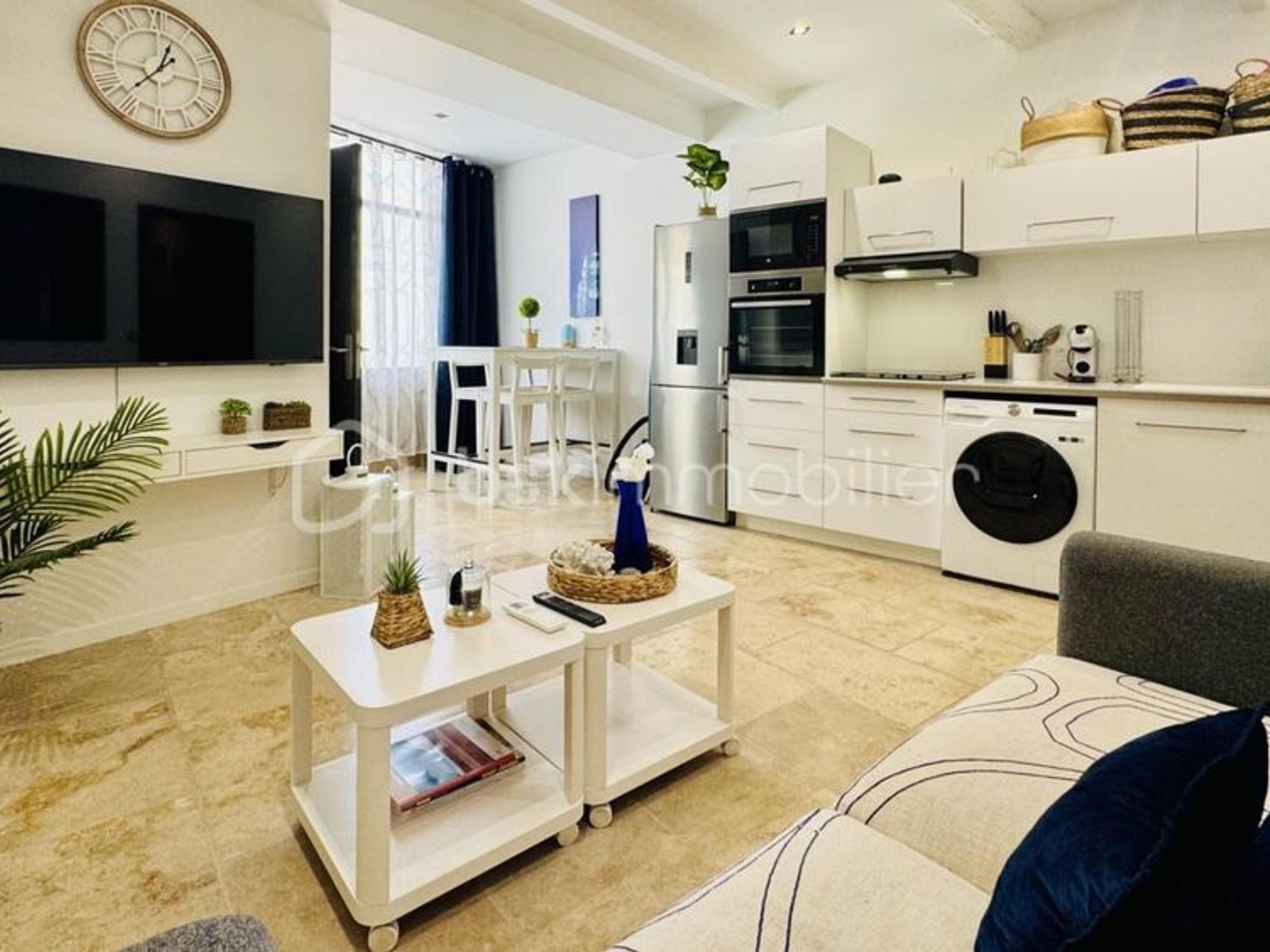 Residence avec 3 appartements, piscine et jacuzzi