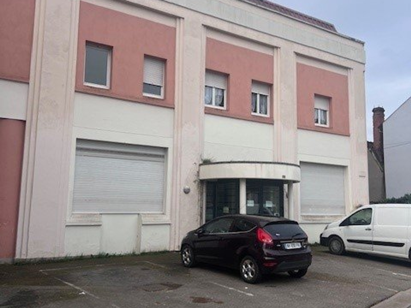 Bureaux à vendre - 1144m2 - Saint-Dié-Des-Vosges (88100)